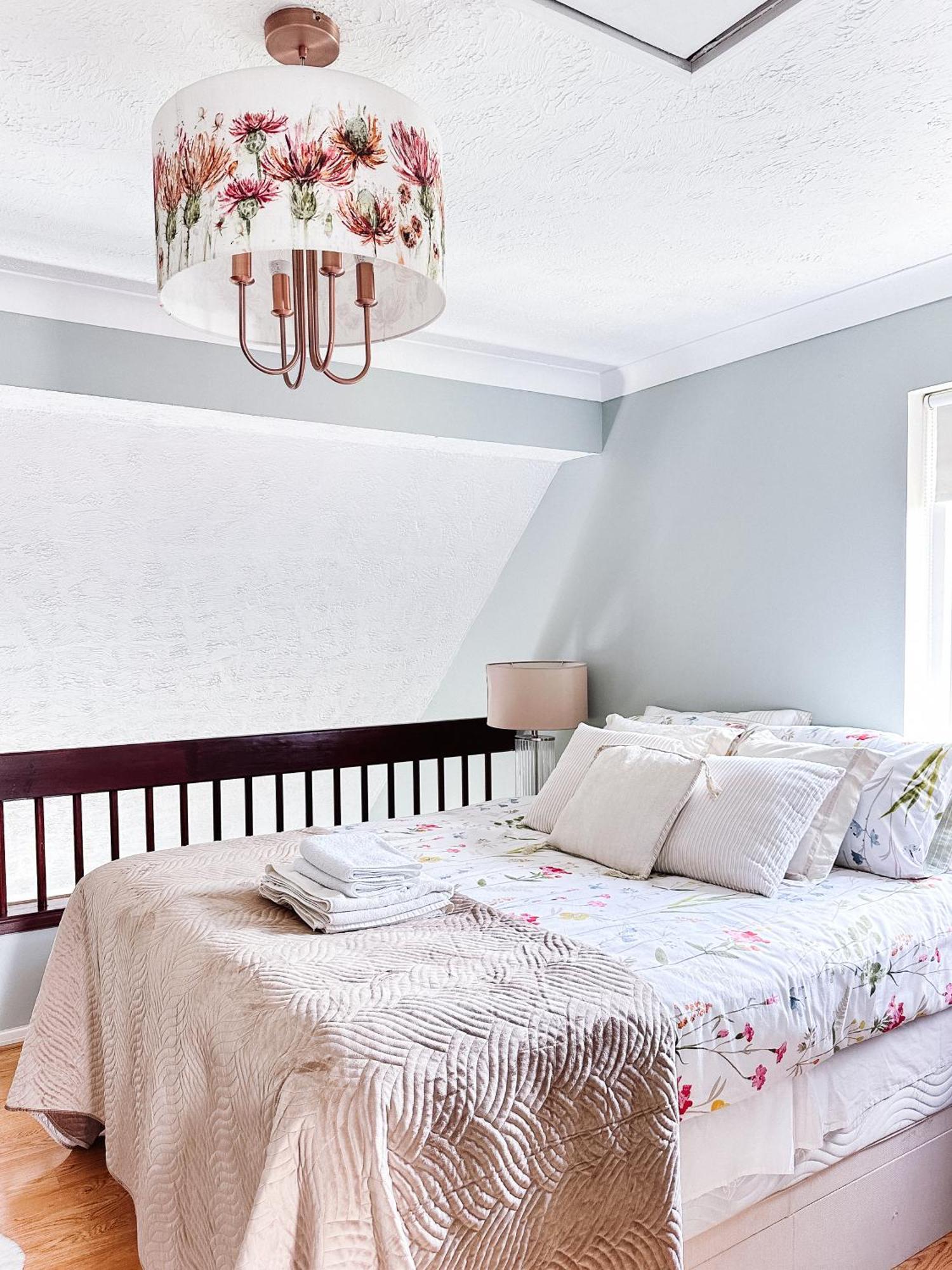 Beautiful Apartment In Guildford With Parking Send ภายนอก รูปภาพ